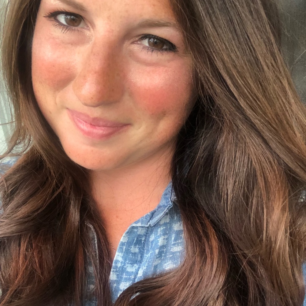 Meet your Posher, Jillian